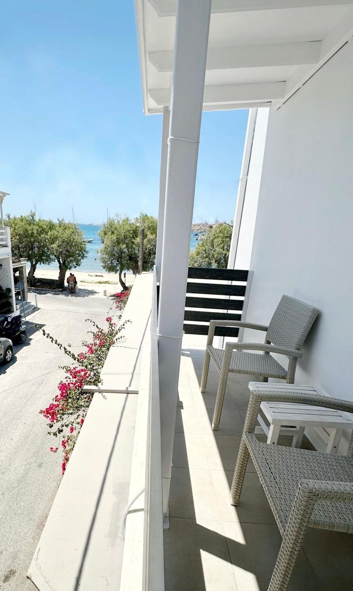 Kirki Rooms By The Sea Parikia  Exterior photo